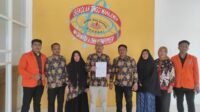 Sanksi Administrasi Dicabut, STIMIK Bina Bangsa Kendari Akhirnya Bisa Mewisuda Ratusan Mahasiswa