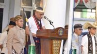 Kenakan Pakaian Adat Adonara Lamaholot, Kepala Kanwil Kemenkumham Sultra Pimpin Upacara Harlah Pancasila