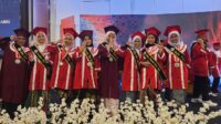 Wisuda Santri-Santriwati Ummussabri Meriah, Yayasan Komit Hadirkan Layanan Pendidikan Berkualitas