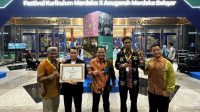 Pemprov Sultra Terima Anugerah Merdeka Belajar dari Kemendikbudristek Kategori Transformasi Anggaran Pendidikan