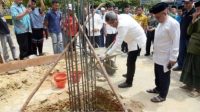 Pj Wali Kota Kendari Muhammad Yusup Salurkan Bantuan Pembangunan Rumah Ibadah di Kambu