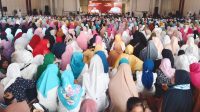 Ribuan Ibu-ibu Majelis Ta’lim Padati  Tabliqh Akbar yang Diinisiasi KKSS Sultra
