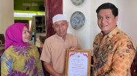 Keluarga Pahlawan Nasional dan Tokoh Pejuang Sultra Terima Piagam Penghargaan dari Pemprov