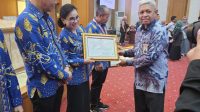 Proper Dirut RSJ Sultra Sabet Penghargaan Terbaik II dari Lembaga Administrasi Negara
