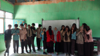Cegah Stunting, FKM Unhas Beri Penyuluhan Gizi Seimbang dan Tablet Tambah Darah Bagi Remaja di Jeneponto