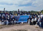 Pertamina Patra Niaga Regional Sulawesi Tebar 2.300 Benih Ikan Air Tawar di Kolam Retensi Kendari