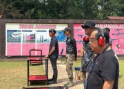Jurnalis Kompas TV Juara Nembak Kategori Wartawan Semarak Hari Bhayangkara ke 79 Polda Sultra