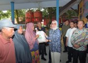 Bantuan CBP Berlanjut, Wali Kota Siska Karina Imran Salurkan Langsung ke Warga Kadia