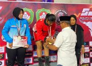Membanggakan, Irawaty Rumbia Srikandi STIE Enam Enam Kendari Sabet Medali Emas di South Sulawesi Championship 2025
