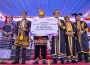 Kado HUT Baubau ke 484, Bank Sultra Salurkan CSR dan Teken Mou Pengembangan Layanan Keuangan