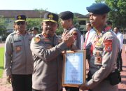 Kapolda Sultra Irjen Pol Didik Agung Widjanarko Beri Reward ke Personel Berprestasi