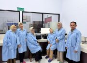 Pertama di Indonesia Timur, Laboratorium Kimia-Biofisik FKM Unhas Kini Dilengkapi Teknologi UV-Vis UV-1900i Generasi Terbaru