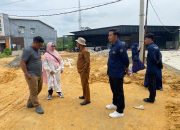 Respon Cepat Keluhan Warga, Dinas PUPR Kota Kendari Turun Tangan Atasi Genangan di Bundaran Adi Bahasa