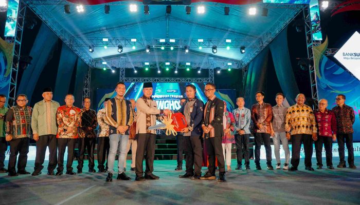 Bertabur Hadiah di HUT Sultra ke 62th, Bank Sultra Sukseskan Puncak Undian BANGHOKI