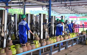 Pertamina Patra Niaga Regional Sulawesi Tambah 392.910 Pasokan LPG 3 Kg Selama Long Weekend