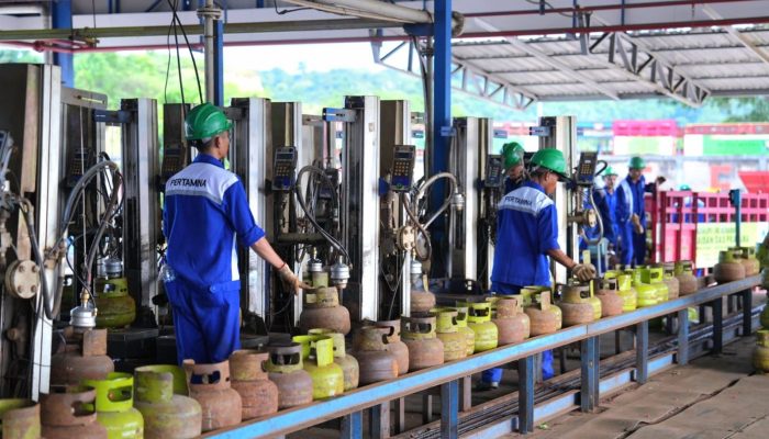 Pertamina Patra Niaga Regional Sulawesi Tambah 392.910 Pasokan LPG 3 Kg Selama Long Weekend