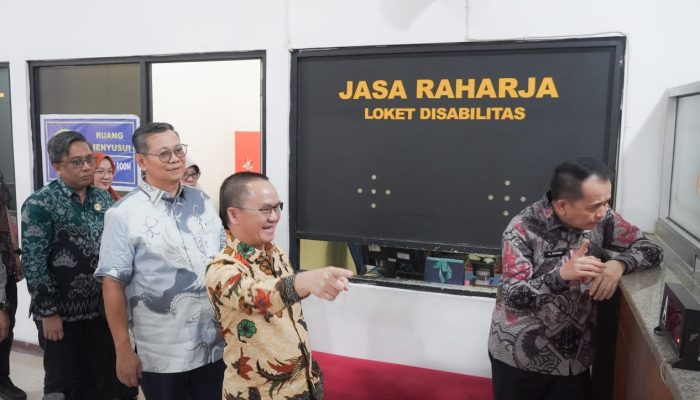 Tingkatkan Kualitas Pelayanan dan Pendapatan, Direktur Operasional Jasa Raharja Berikan Pembinaan di Lampung dan Tinjau Samsat Rajabasa