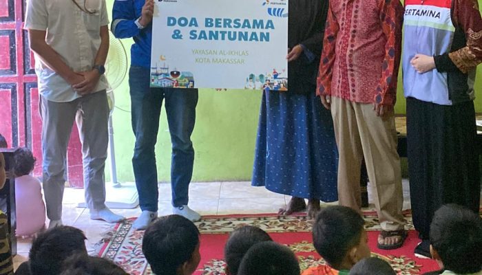 Pertamina Patra Niaga Sulawesi Salurkan Santunan bagi Anak Yatim dan Dhuafa Lintas Agama di Makassar