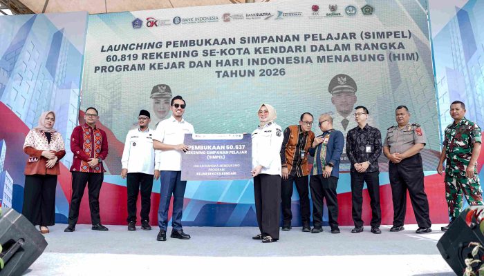 Dukung Inklusi Keuangan Sejak Dini, Bank Sultra Salurkan 50.537 Rekening Simpel Tepat di Peluncuran Program KEJAR Pemkot Kendari