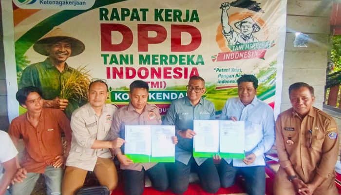 Tingkatkan Perlindungan Petani, DPW Tani Merdeka Sultra Teken MoU dengan BPJS Ketenagakerjaan