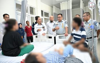 Pastikan Jaminan Perawatan Berjalan Baik, Direksi Jasa Raharja Tinjau Korban KMP Putri Yasmin di Rumah Sakit