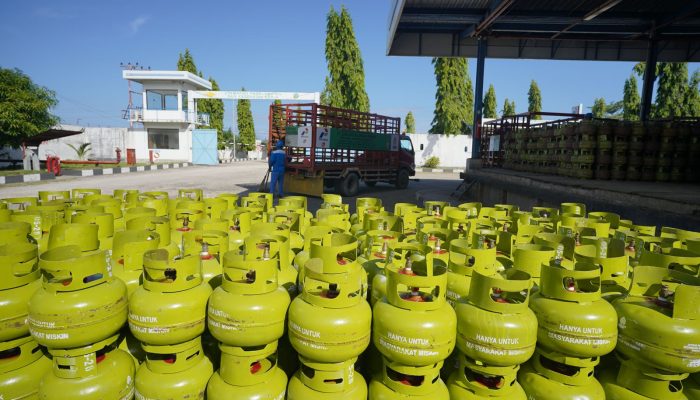 Pertamina Tambah Pasokan LPG 3 kg hingga 65% di Sejumlah Wilayah Sulawesi Selatan dan Sulawesi Barat