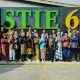 Kenakan Ragam Busana Adat dan Nuansa Merah Putih, STIE Enam Enam Kendari Ikut Sukseskan Peringatan HUT RI ke 81