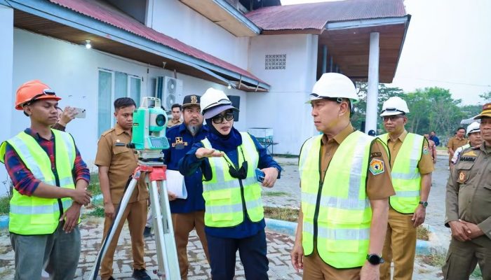 Gubernur ASR Tinjau Revitalisasi Lakidende, Sejumlah Fasilitas Olahraga Mulai Dibenahi