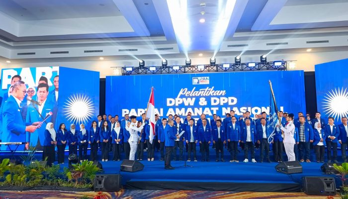 Lantik Pengurus PAN se Sultra, Zulhas Minta Kader PAN Dukung Gubernur: Fokus Kawal Program Pemerintah