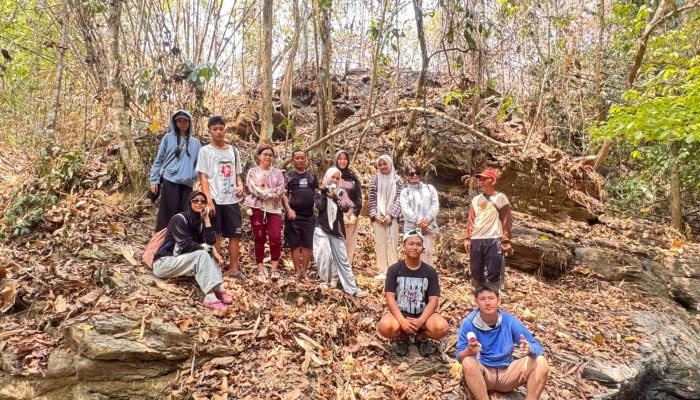 Belajar Tak Sekadar di Kelas, Siswa SMAN 1 Kendari Eksplorasi Situs Sejarah Benteng Lapadi Konsel